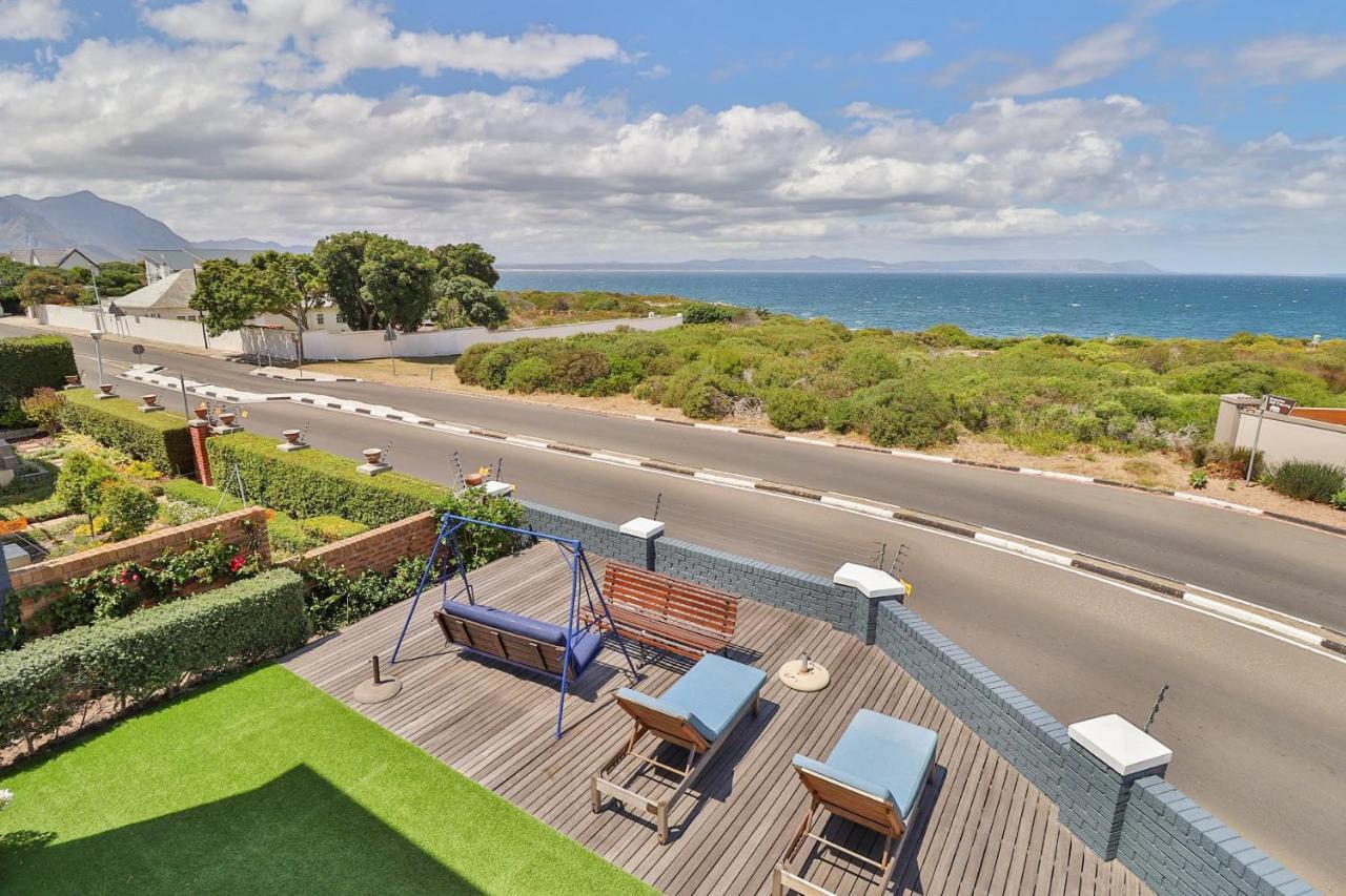 The Whale'S Tale Guesthouse Hermanus Exterior photo