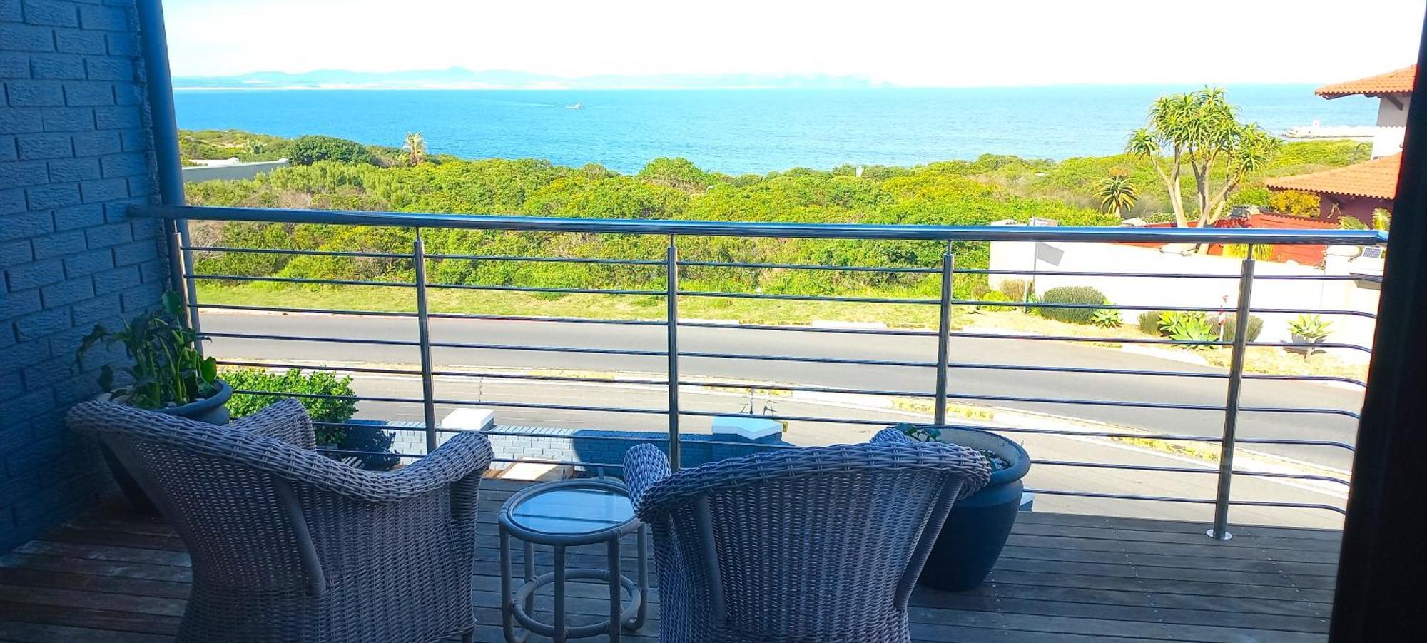 The Whale'S Tale Guesthouse Hermanus Exterior photo